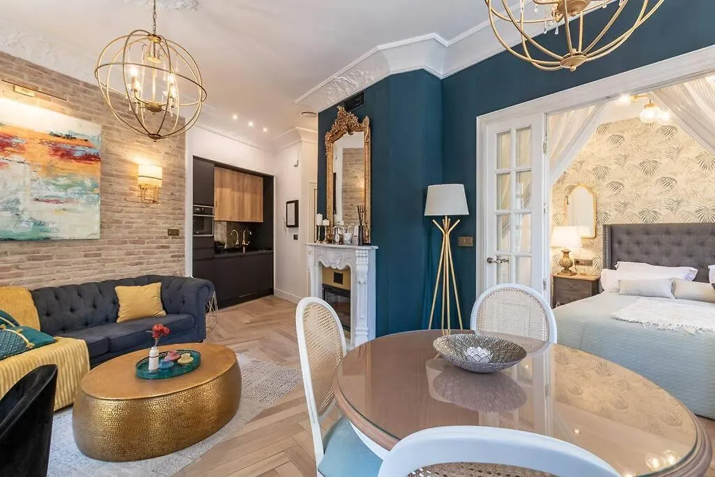 Ch Elvira Luxury Apartment Granada
